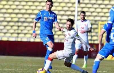 CS U CRAIOVA // „Blestemul” lui Mihai Bobonete » Cine e următorul jucător care va pleca de la CS U Craiova :) 