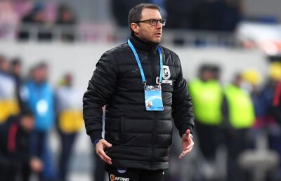CSIKSZEREDA - CS U CRAIOVA 0-3 // Devis Mangia, după calificarea în semifinalele Cupei: „Nu ar trebui să vorbesc despre asta, dar nu e normal” + Italianul îl laudă pe Fortes