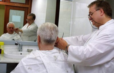 FLORIN HALAGIAN LA 80 DE ANI » "Armeanul", interviu la frizerie: „Datorită lui Dobrin am ajuns un antrenor respectat”