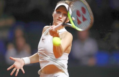 SIMONA HALEP - MARKETA VONDROUSOVA // Jucătoarea de 19 ani care a eliminat-o pe Simona își dezvăluie secretul: „Am alergat după fiecare punct. Credeam că o să mor”