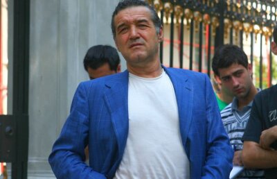 Gigi Becali s-a demis! FCSB are din nou șanse la titlu + Dică a ieșit la atac