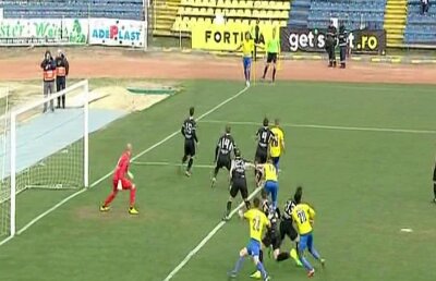 DUNĂREA CĂLĂRAȘI - POLI IAȘI 1-2 // Florin Gardoș, neimpresionat de golul etapei în Liga 1: „Ajutat de vânt” + dezvăluiri despre situația de la Poli Iași