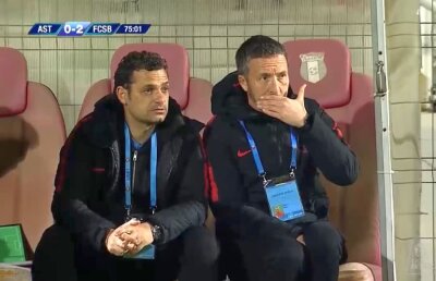 ASTRA - FCSB 0-2 // FOTO Ordin de la Gigi Becali? Ce făcea Mihai Stoica pe banca lui FCSB