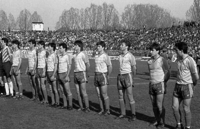 Episod antologic dezvăluit abia acum: „La ordinul tatălui, Nicu Ceaușescu s-a ascuns la acel meci într-o cușcă!”