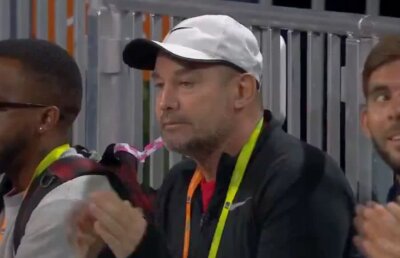 SIMONA HALEP - KAROLINA PLISKOVA // Schimbare radicală » Cum a decurs diagolul dintre Daniel Dobre și Halep din finalul primului set