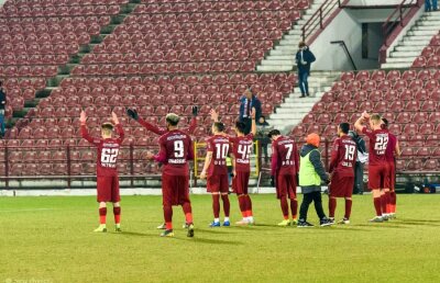 CFR - ASTRA 1-0 // Nervi după finalul meciului: „Pe teren ne mâncăm unul pe celălalt” + Ce rezultat așteaptă campioana la FCSB - Craiova
