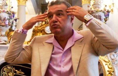 FCSB - CS U CRAIOVA 3-2 // Gigi Becali a răbufnit la miezul nopții: „Am cerut arbitri străini, altfel n-avem șanse la titlu!”