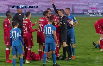 POLI IAȘI - DINAMO // VIDEO + FOTO Andrei Chivulete, decizii din Zona Crepusculară » Un fan a intrat să îi ceară socoteală, apoi a eliminat un jucător aparent nevinovat