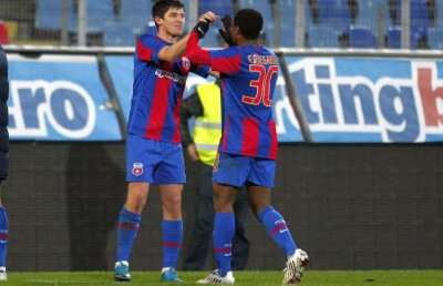 EXCLUSIV Ifeanyi Emeghara și Benjamin Onwuachi vin în Liga 4 să se lupte cu CSA Steaua în play-off: „Avem o strategie pe termen lung”