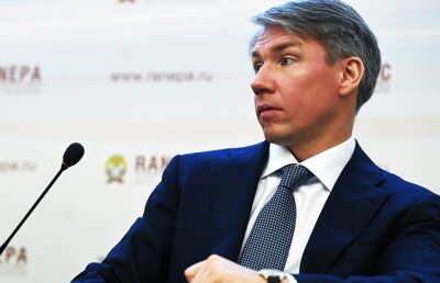 IAA spune că l-a selectat pe avocatul discriminării, Aleksei Sorokin, „pe baza competenței profesionale” și a „relevanței pentru tema conferinței”! Mai mulți sponsori cer explicații organizatorilor!