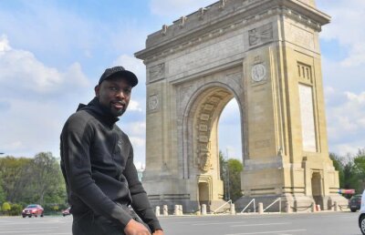 EXCLUSIV Mike Cestor de la Astra recunoaște că a fost precaut când a aflat că va juca în Liga 1: „Francezii mi-au spus «Vai, nu te duce! Ești nebun, nu știi că se fură, nu sunt corecți?!»”