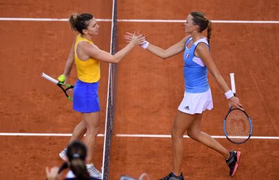 FRANȚA - ROMÂNIA 1-1, FED CUP // Kristina Mladenovic, supărată după meciul cu Halep + Ce spune Garcia despre meciul cu Simona