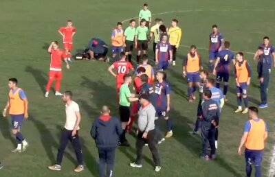 BĂTAIE LA MECIUL STELEI // EXCLUSIV Prima reacție a lui Răzvan Deaconu, jucătorul care l-a luat la pumni pe stelistul Mihai Cosmin: „Am avut o reacție involuntară”