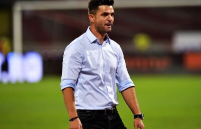 Florin Bratu și-a dat demisia de la Aerostar Bacău » Prima reacție a tehnicianului: „Știți ce se spune în astfel de momente...”