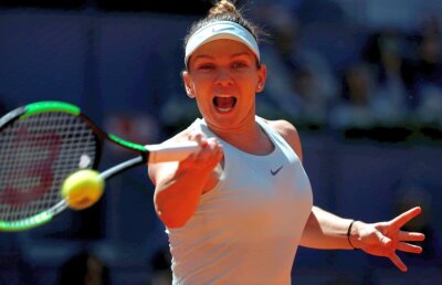 SIMONA HALEP - ASHLEIGH BARTY // VIDEO Simona Halep is on fire! Lovitura magistrală care a năucit-o pe Barty