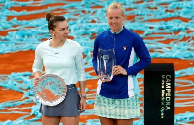 SIMONA HALEP - KIKI BERTENS 4-6, 4-6 // Cristian Tudor Popescu a reacționat pe Facebook după deziluzia din finala de la Madrid: „Simona aproape că s-a bătut singură!”
