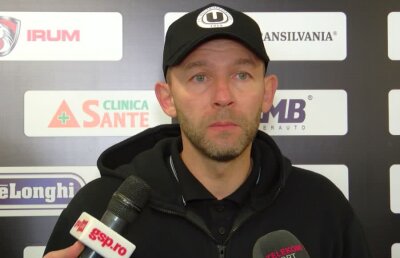 VIDEO Bogdan Lobonț nu se uită la CFR Cluj - CSU Craiova: „Nu mă luați pe mine cum l-ați luat pe Papură că s-a uitat la snooker”