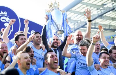 MANCHESTER CITY // Plecăciuni în fața zeului Guardiola! Chiar și Kasparov se înclină în fața lui Pep + e la un pas de un record ABSOLUT în Anglia