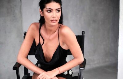 FOTO Românca Andreea Tolomeiu i-a înnebunit pe fanii lui Milan » A pozat în tricoul rossonero și ATÂT!