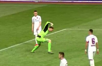 FCSB - CFR CLUJ // VIDEO + FOTO Arlauskis, criză de nervi în fața lui Costache după golul lui Teixeira » Ce a decis Dan Petrescu