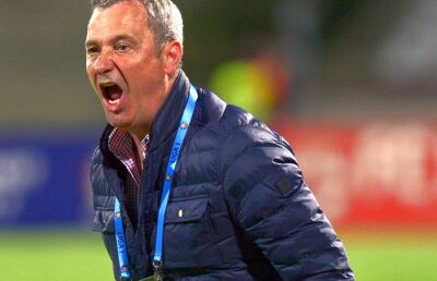 DINAMO - POLI IAȘI 0-0 // Mircea Rednic anunță aducerea unui fotbalist român: „Ce, noi avem bani de transferuri?!”