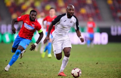 Revoltă la TV! Cestor și Zoua au ieșit și au spus tot despre problemele de la Astra: „Impresarul îmi dă bani de chirie, mașină și mâncare! Nu se poate așa”