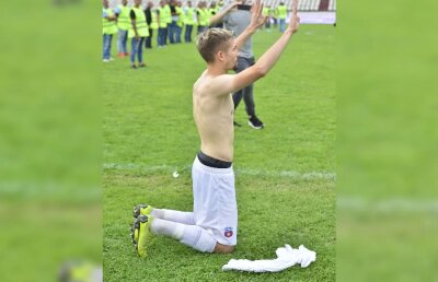 VIDEO Massimo Pedrazzini îl compătimește pe Lăcătuș și critică gestul lui Predescu: „Îngenunchezi doar în fața lui Dumnezeu”