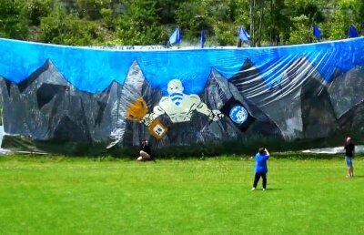 VIDEO Coregrafie 3D fabuloasă realizată de fanii unei echipe din Liga 6 din România! 