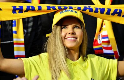 NORVEGIA - ROMÂNIA // GALERIE FOTO Cea mai frumoasă apariție de pe Ullevaal Stadium: cine a întors toate privirile la Oslo