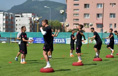 Chindia Târgoviște, la fel ca FCSB: cantonament la Brașov + Viorel Moldovan a fost confirmat!