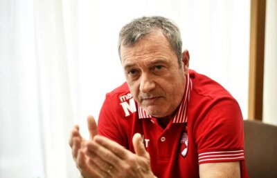 Dinamo, în mijlocul unei noi probleme » Mircea Rednic s-a supărat și își vrea banii înapoi! Despre ce sumă este vorba