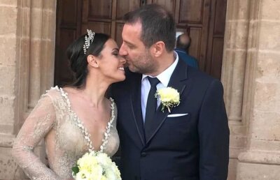 FOTO Devis Mangia s-a căsătorit cu Delia, o brunetă superbă » Revenirea în Italia îi priește!