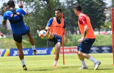 ROMÂNIA U21, EURO 2019 // Povestea lui Andrei Ciobanu: „Fugeam de la antrenament să prind microbuzul spre școală” » Despre cine spune: „Am rămas uimit de felul în care lovea mingea”