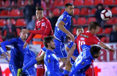 EXCLUSIV Dinamo a mai renunțat la doi jucători pentru sezonul viitor! Mihai Neicuțescu și Alin Dudea rămân la Chindia: „Discuția a fost foarte clară”