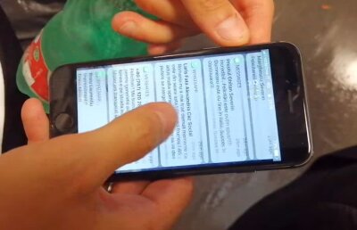 VIDEO Mirel Rădoi a arătat mesajele primite după victoria cu Anglia: „Mulți te-au contestat la început” + SMS-uri și de la FCSB