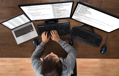 Cum poți câștiga minimum 800 de euro lunar de la prima angajare