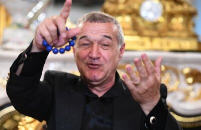 GERMANIA U21 - ROMÂNIA U21 // VIDEO Gigi Becali nu renunță la Adrian Petre! Îi cere sfaturi lui Mirel Rădoi: „Băi, răspunde-i lui nași-tu, dacă vrei să te califici cu Germania!”