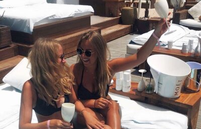 VIDEO + FOTO Reportaj de pe Costa del Sol: altă viață, la doi pași de cantonamentul lui Dinamo! De la roaba cu șampanii turnată pe femei la Ferrari-ul cât bugetul „câinilor” 