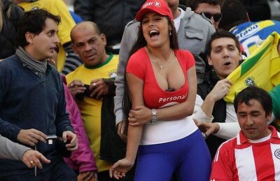 FOTO A revenit Larissa Riquelme! Diva de la CM 2010 e prezentă și la Copa America: noi imagini incendiare