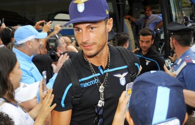 Parma pe fir! Directorul sportiv încearcă să-l convingă pe Ștefan Radu. E însă o problemă!