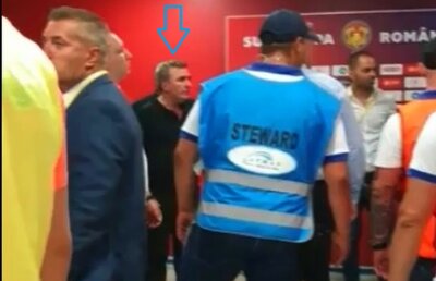 CFR CLUJ - VIITORUL 0-1 // VIDEO Gică Hagi, implicat într-un megascandal la pauza meciului: „Bă, ce faceți aici, puneți presiune pe arbitri?”