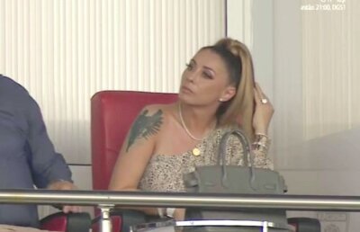 Anamaria Prodan a oferit primele explicații pentru lovitura aplicată lui Dan Alexa: „Am avut o discuție despre două transferuri mai nereușite. Atât”:)