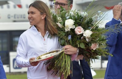 Moment inedit la sosirea Simonei Halep: „Vrei să fii soția mea?” :D