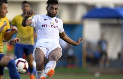 CFR CLUJ - ASTANA / EXCLUSIV Dan Petrescu riscă tot cu Astana » CFR Cluj forțează calificarea cu doi atacanți și 6 titulari peste 30 de ani