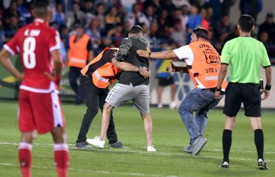 DINAMO - CRAIOVA // EXCLUSIV Panică în „Ștefan cel Mare”! Jucătorii și oficialii le-au luat frica ultrașilor și se așteaptă la ce e mai rău în meciul cu Craiova