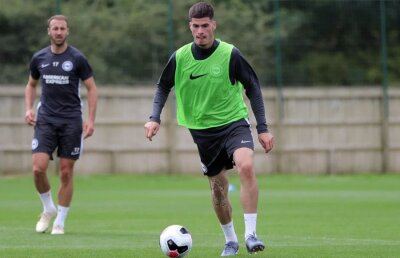 BRIGHTON // FOTO Tudor Băluță, primele impresii: „Managerul are reputația asta! Mă avantajează” » Le-a vorbit englezilor despre România U21