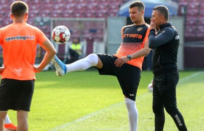 CFR CLUJ - MACCABI TEL AVIV // VIDEO Dan Petrescu, noi detalii despre George Țucudean: „Una e la sală, alta pe teren” » Când revine golgeterul