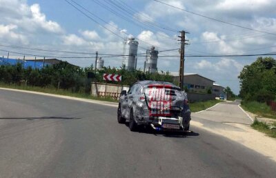 FOTO-SPION Auto Bild România, imagini în exclusivitate cu ceea ce pare a fi noul Suv-Coupe Dacia
