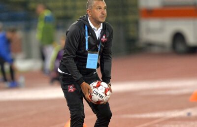 HERMANNSTADT - CRAIOVA 2-1 // Costel Enache a dezvăluit ce s-a întâmplat la pauză în vestiar: „Au fost niște discuții mai energice”