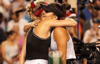 ROGERS CUP/ FOTO Eugenie Bouchard, încântată de o poză cu Bianca Andreescu: „Fundurile noastre arată bine aici”